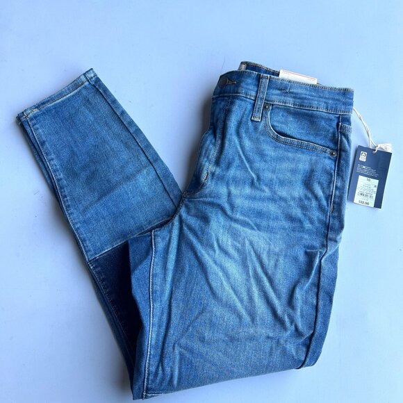 Universal Thread Women's High-Rise Skinny Patched Jeans Light Wash 10 - Picture 2 of 4